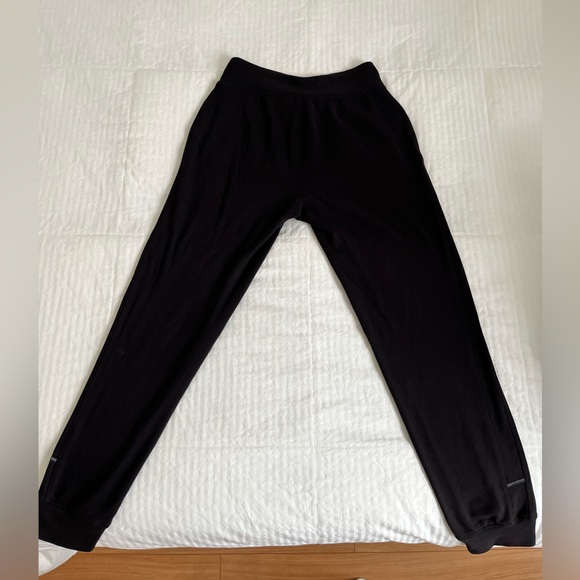 Lululemon Joggers - Picture 3 of 5